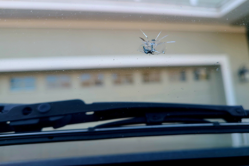 Crack on a Windshield In Need of Auto Glass Repair Services Near Riverview FL