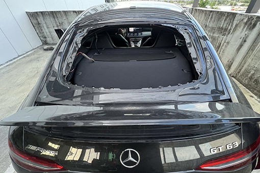 Mercedes-Benz in Hillsborough County Scheduled for Rear Windshield Replacement at an Auto Glass Repairs Shop