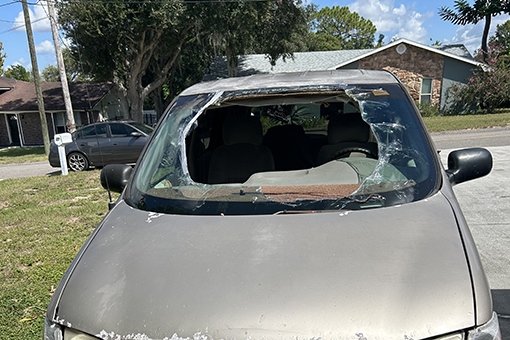 Broken Windshield in Riverview Florida That Can No Longer Be Repaired